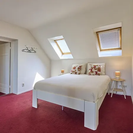 Holiday home Laurahoeve *
